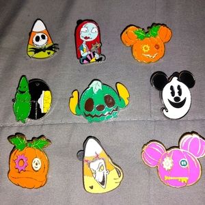 Disney character pins used